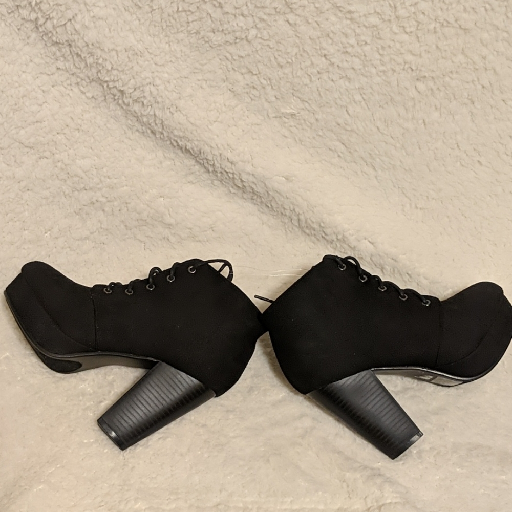Black Platform Booties - Picture 5 of 5